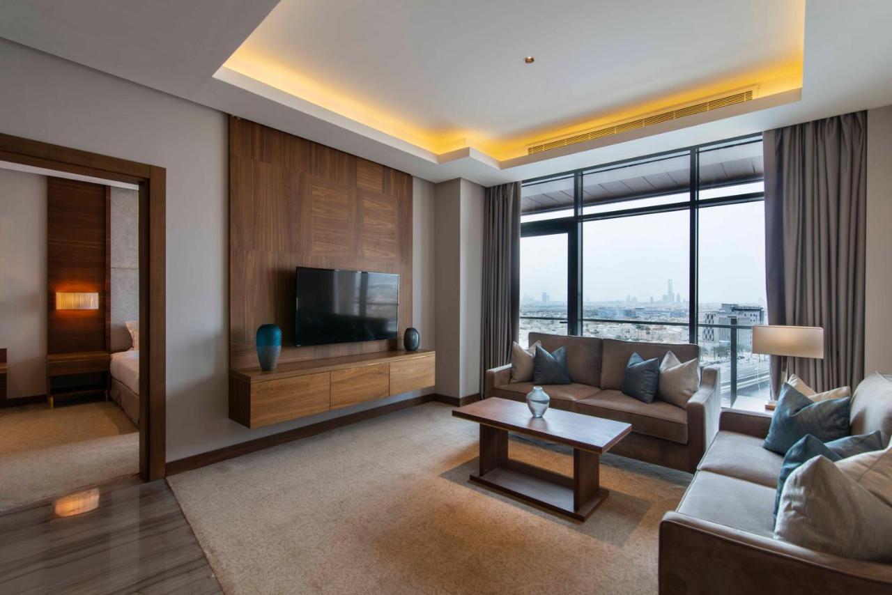 Waw Hotel Suites King Abdullah Road Riade Exterior foto